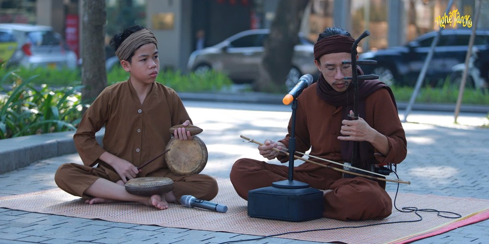 Người trẻ “phải lòng” hát Xẩm - ảnh 1