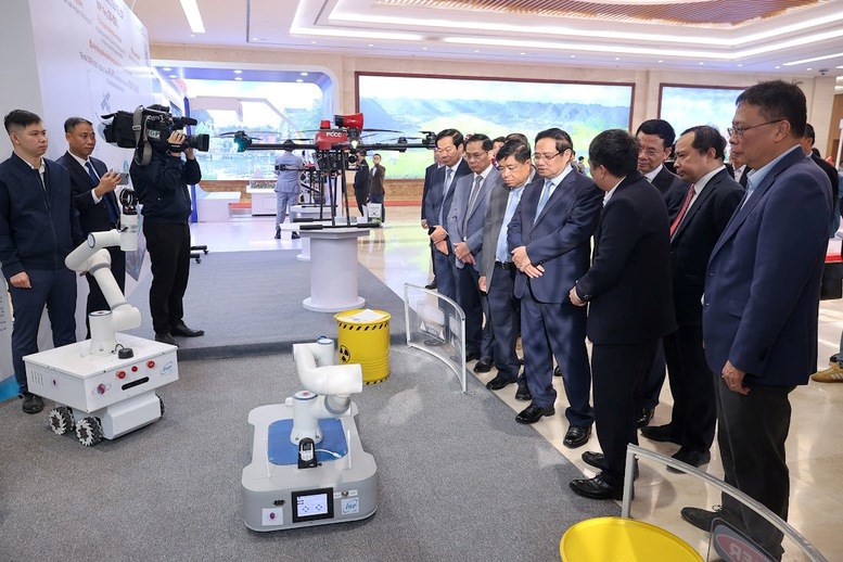 “Bộ giảm xóc” giúp quá trình phát triển số - ảnh 1