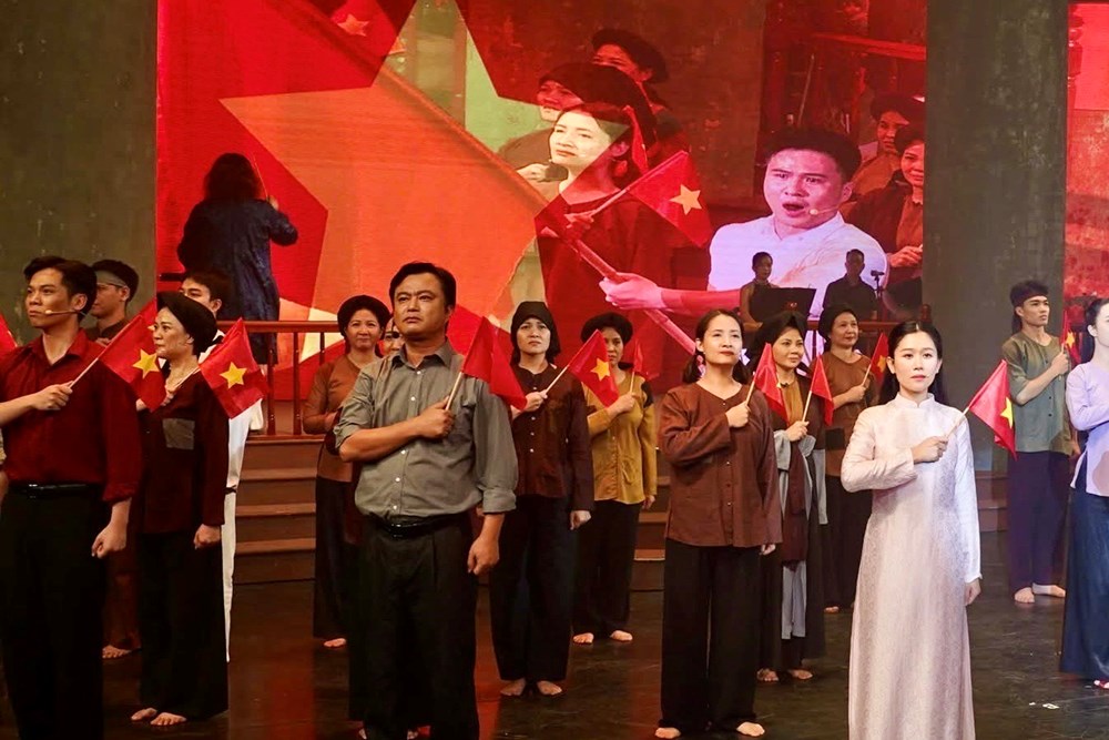 Phát huy thi đua yêu nước, nâng tầm thương hiệu nghệ thuật - ảnh 2