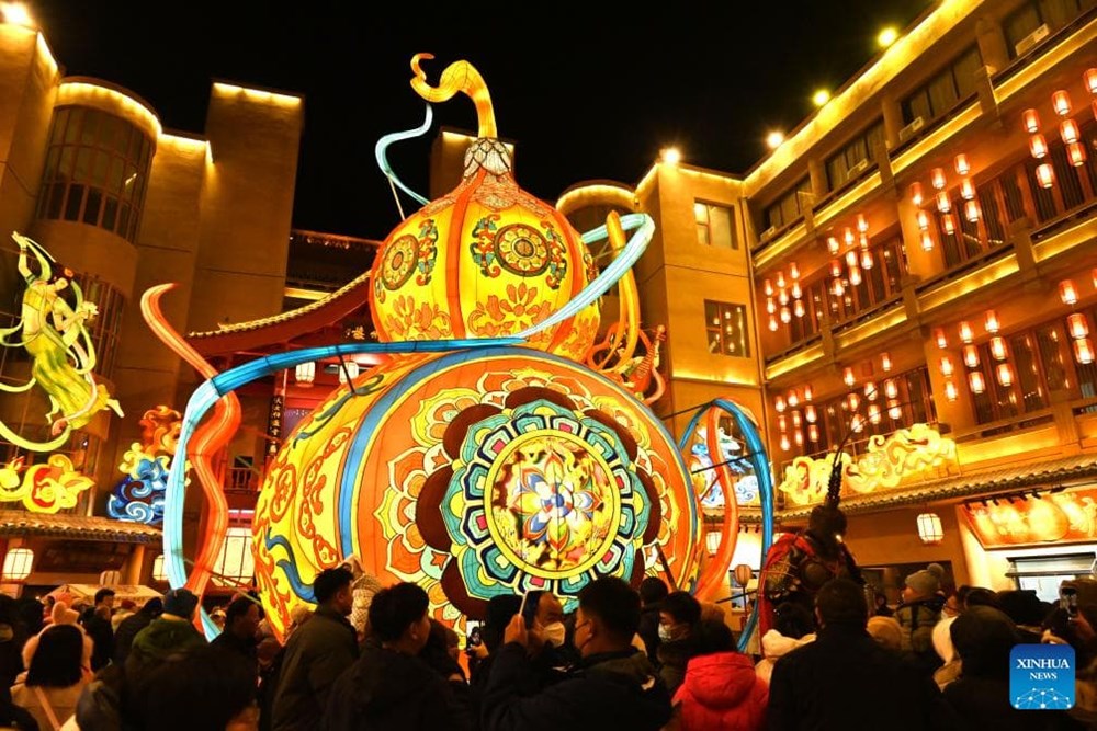 Sắc màu lễ hội đèn lồng đón năm mới tại Trung Quốc - ảnh 6