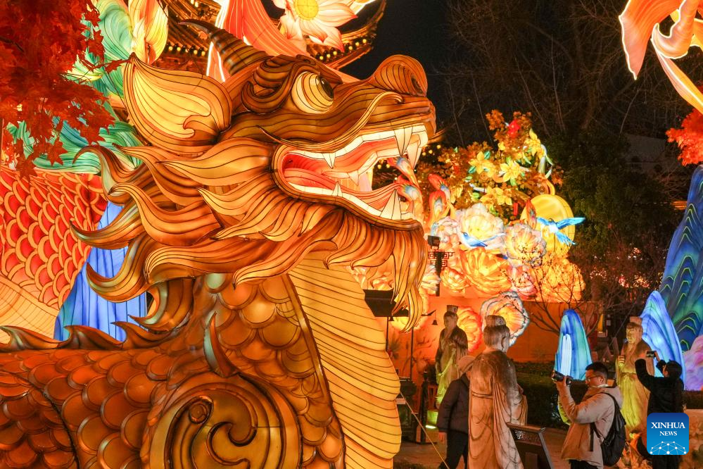 Sắc màu lễ hội đèn lồng đón năm mới tại Trung Quốc - ảnh 5