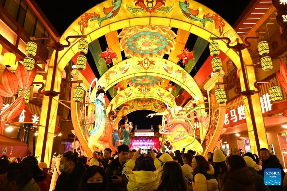 Sắc màu lễ hội đèn lồng đón năm mới tại Trung Quốc - ảnh 8