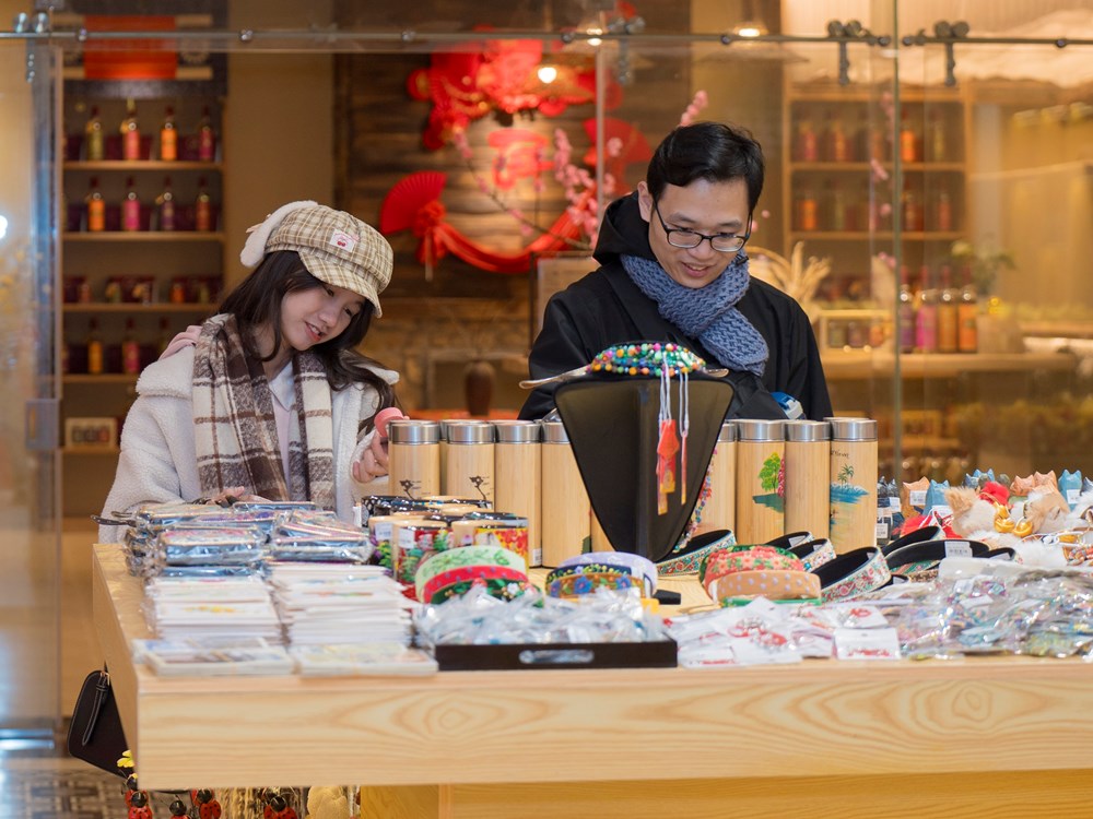 Những điểm đến hấp dẫn du khách nhất dịp Tết dương lịch - ảnh 2