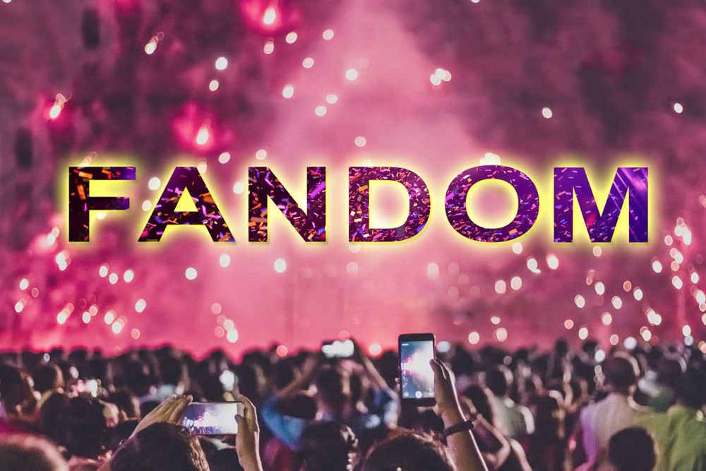 Văn hóa thần tượng và sự sụp đổ của những “hào quang ảo” - ảnh 1