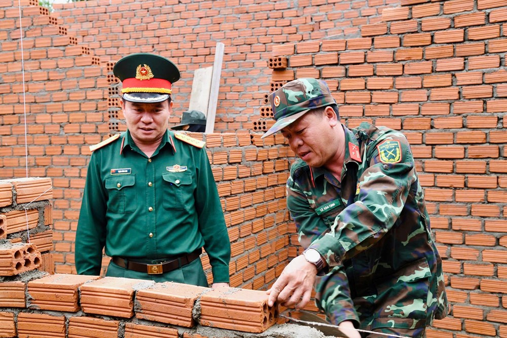 Quảng Ngãi: Xuyên lễ dựng lại mái ấm cho đồng bào Co - ảnh 2