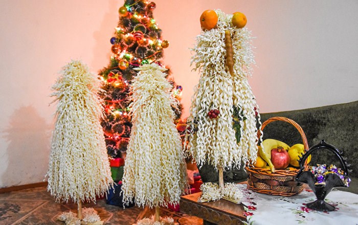 Phong tục đốt “cây thông Noel” chichilaki đón năm mới của người dân Gruzia - ảnh 3