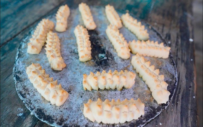 Nhớ hương bánh quy gai - ảnh 2