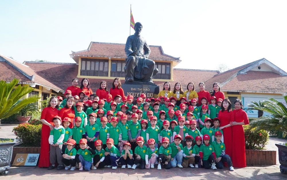 Từ văn chương đến căn cốt văn hóa dân tộc - ảnh 1