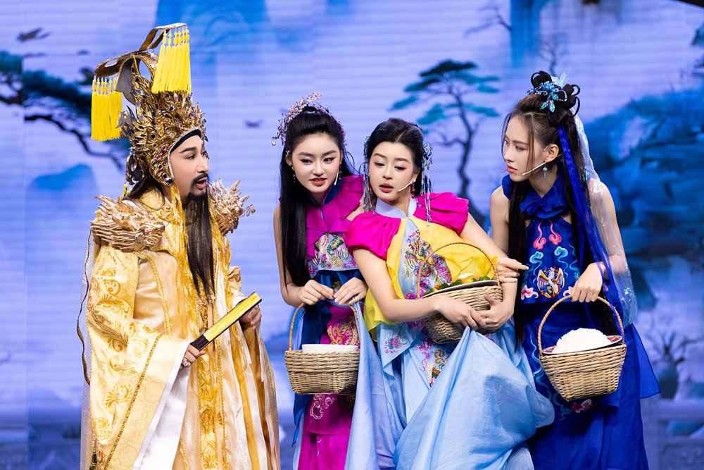 Đa sắc xuân, hướng đến trải nghiệm mới - ảnh 1