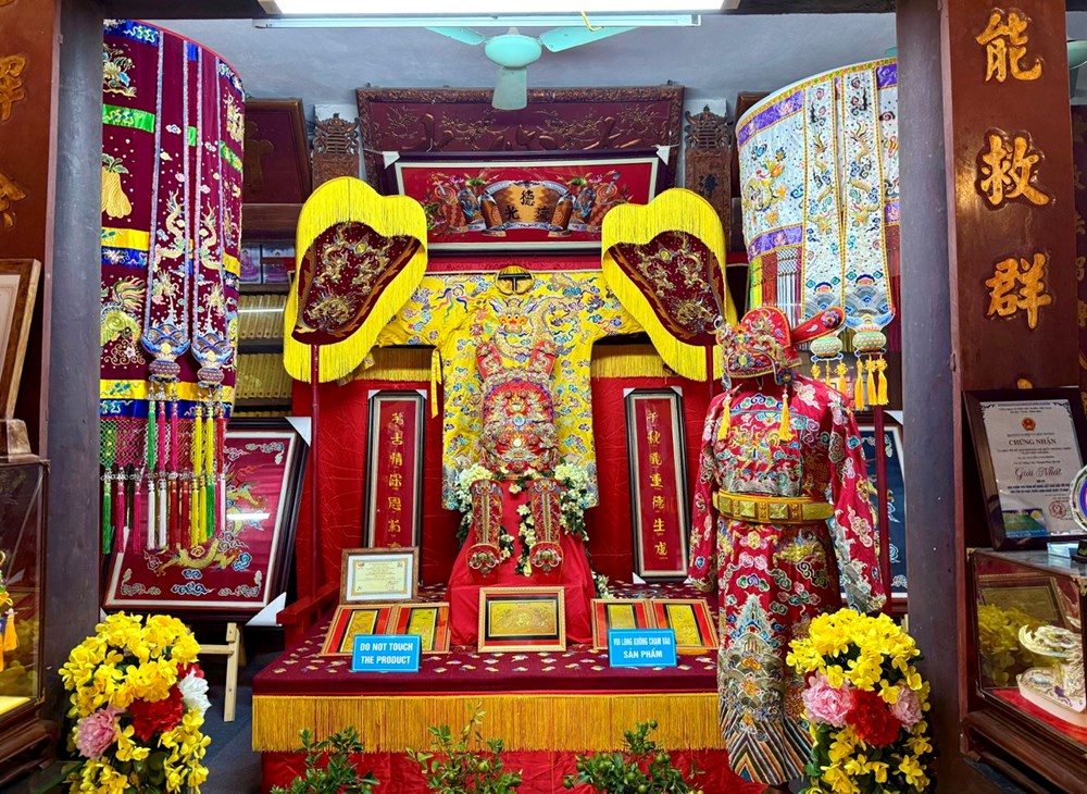 Nô nức dòng người về chùa Đậu du xuân đầu năm - ảnh 14