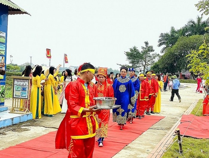 Sắc Xuân trên thành cổ Tây Đô - ảnh 2