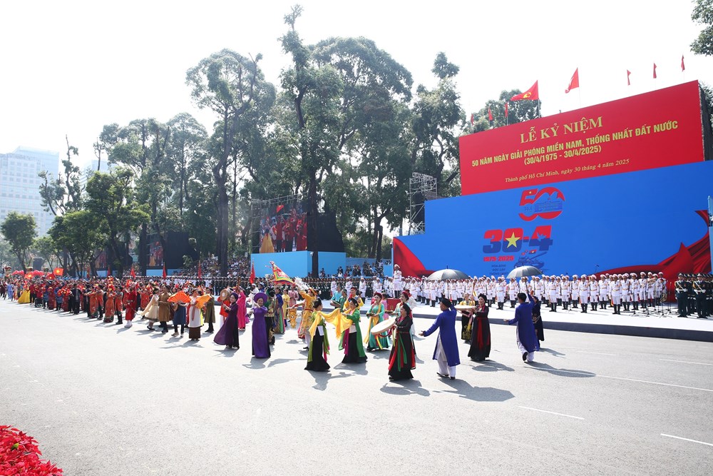  “Nghị quyết phải được triển khai nhanh, cụ thể trong đời sống xã hội” - ảnh 2