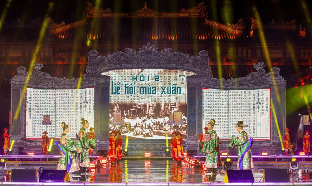 Tái hiện bức tranh đời sống Kinh đô Huế thế kỷ XIX qua thơ ca - ảnh 1