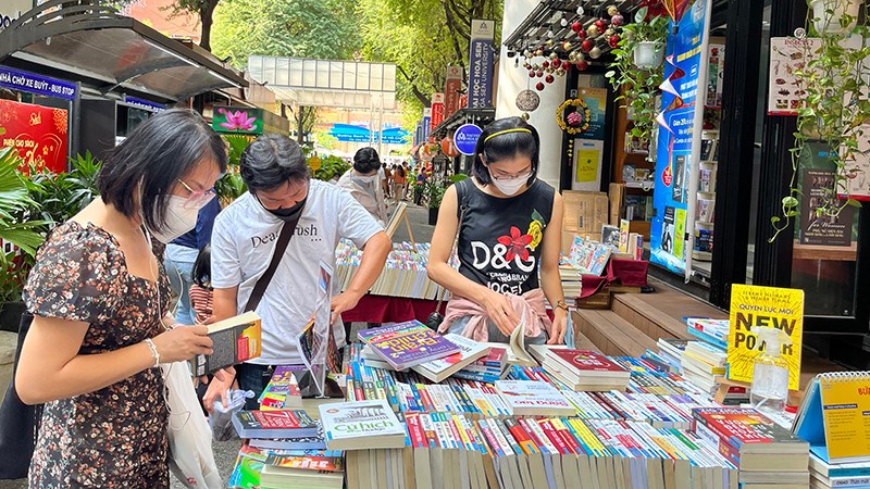 Xuất bản, “hạ tầng tri thức” của phát triển văn hóa - ảnh 2