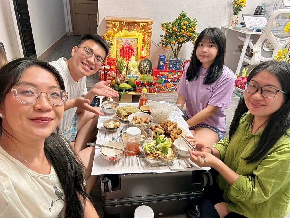  Người trẻ định nghĩa lại “hạnh phúc” - ảnh 1