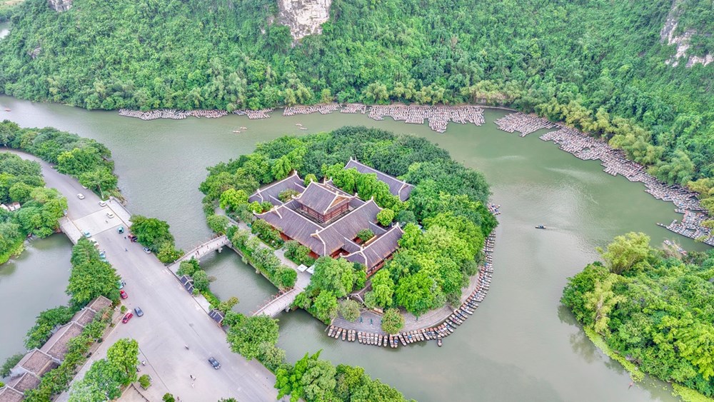 Đưa Ninh Bình trở thành điểm đến di sản thiên niên kỷ - ảnh 1