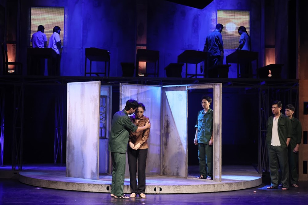  Không cần cao trào, sân khấu vẫn chạm tới khán giả - ảnh 1