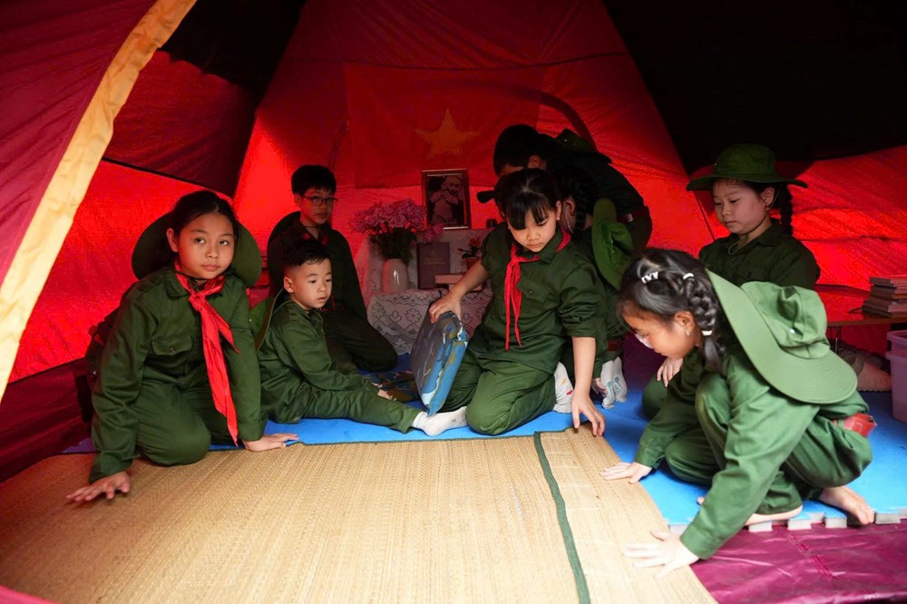 Một ngày làm “chiến sĩ nhỏ” - ảnh 10