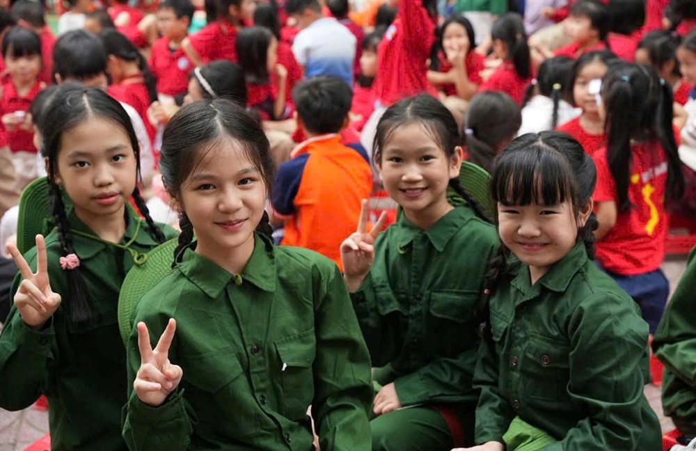 Một ngày làm “chiến sĩ nhỏ” - ảnh 11