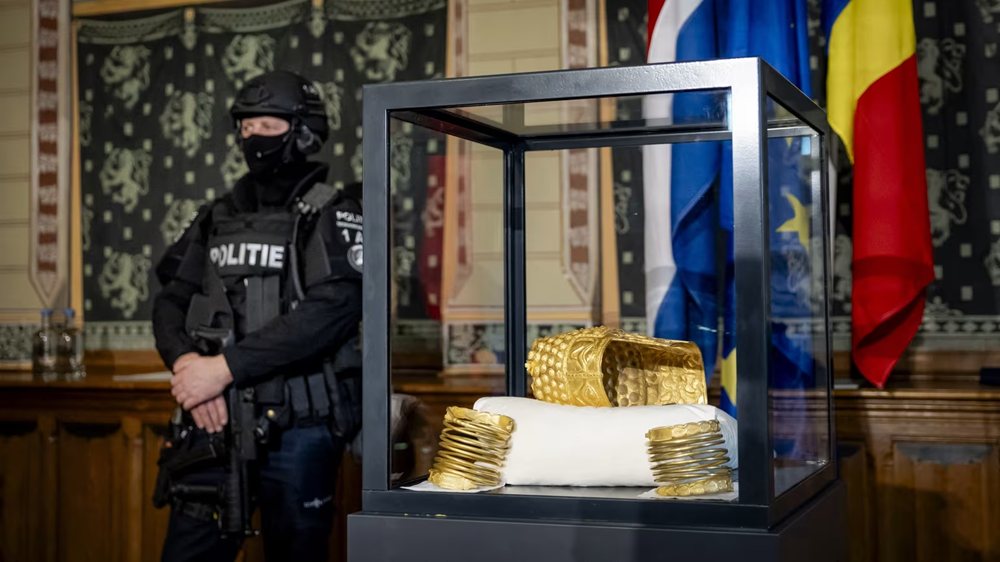 Hà Lan: Thu hồi báu vật quốc gia 2.500 năm tuổi sau vụ trộm bảo tàng - ảnh 1