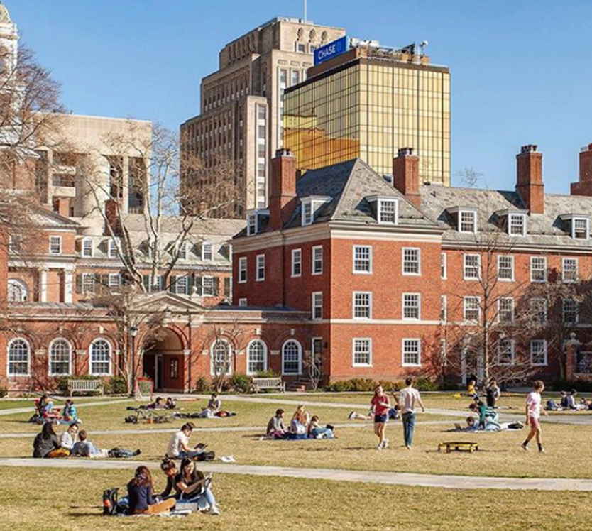 Đại học Yale mất ngôi số 1 bảng xếp hạng ĐH luật của Mỹ sau 36 năm - ảnh 1