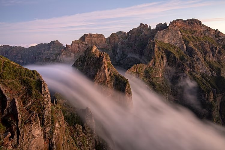 Tuyến đi bộ nổi tiếng của Madeira mở cửa trở lại sau 2 năm - ảnh 2