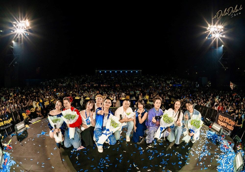 “Nốt lặng” và những chuyển dịch ngầm - ảnh 1