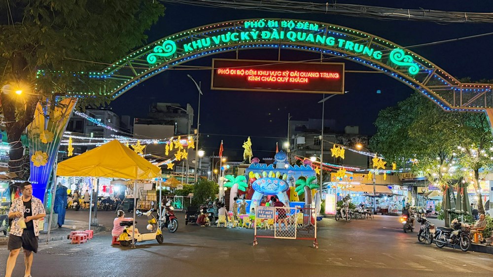 (Bài 1) Từ trăm hoa khoe sắc đến… “sớm nở tối tàn” - ảnh 1