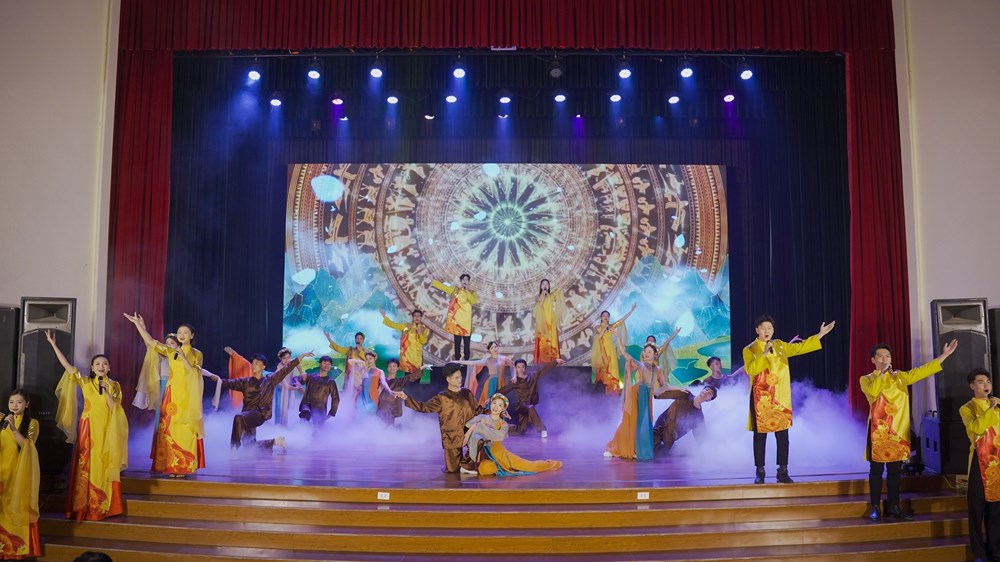 Gỡ “nút thắt” thể chế để khơi thông nguồn lực - ảnh 1