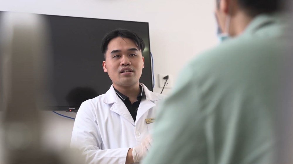 Chấm dứt 17 năm động kinh kháng trị nhờ phẫu thuật đặt điện cực vỏ não tại Vinmec - ảnh 2