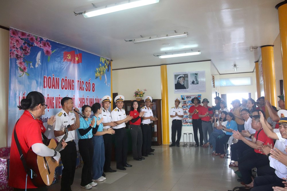 Hải trình thiêng liêng nơi “đầu sóng, ngọn gió” - ảnh 1