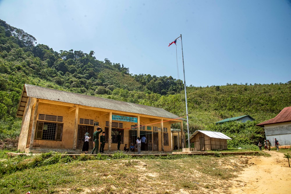 Sê Sáp dưới bóng Phou Luang - ảnh 3