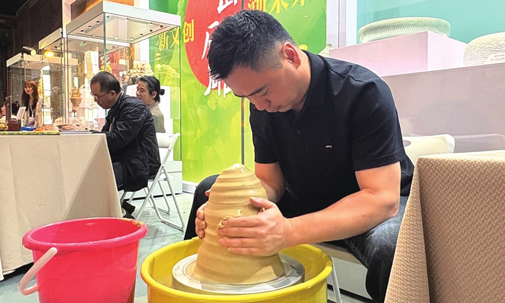 Trung Quốc “trẻ hóa” di sản bằng đồ chơi thời thượng - ảnh 2