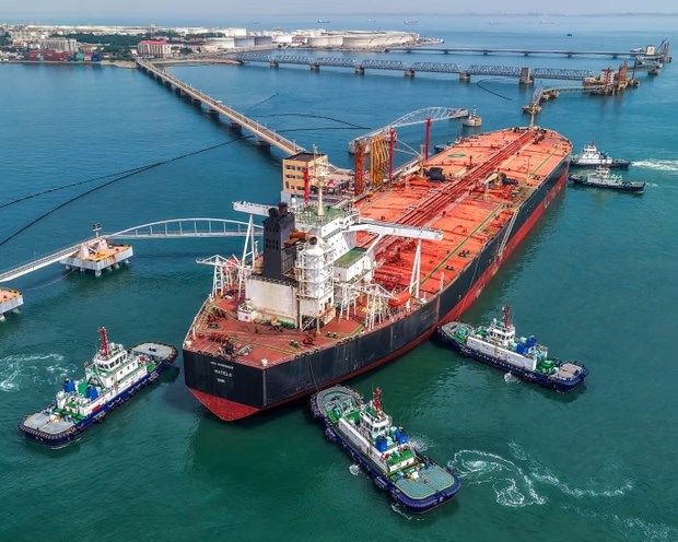 Thị trường năng lượng chưa thể trở lại mức trước xung đột dù eo biển Hormuz mở cửa - ảnh 1