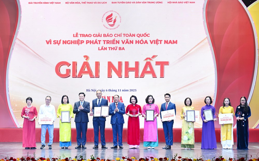 Đề cao tính chuyên nghiệp, chú trọng bản quyền - ảnh 1