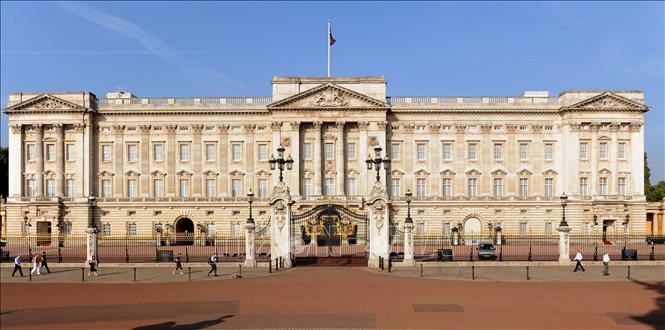 Lần đầu sau gần 200 năm, Quốc vương Anh không ở Cung điện Buckingham - ảnh 1