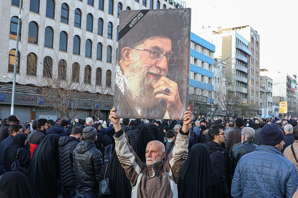 Lễ tang cố Lãnh tụ Tối cao Iran Ali Khamenei dự kiến thu hút hàng chục triệu người - ảnh 1
