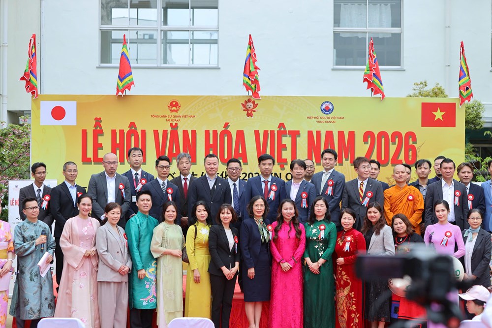 Bài 2 - Sứ giả văn hóa Việt nơi đất khách - ảnh 1