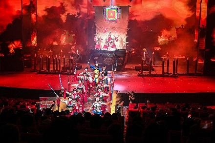 Giới chuyên môn trầm trồ với đại sử thi sân khấu đậm đặc chất Việt “Đất Nước Thiên Hùng Ca” - ảnh 7