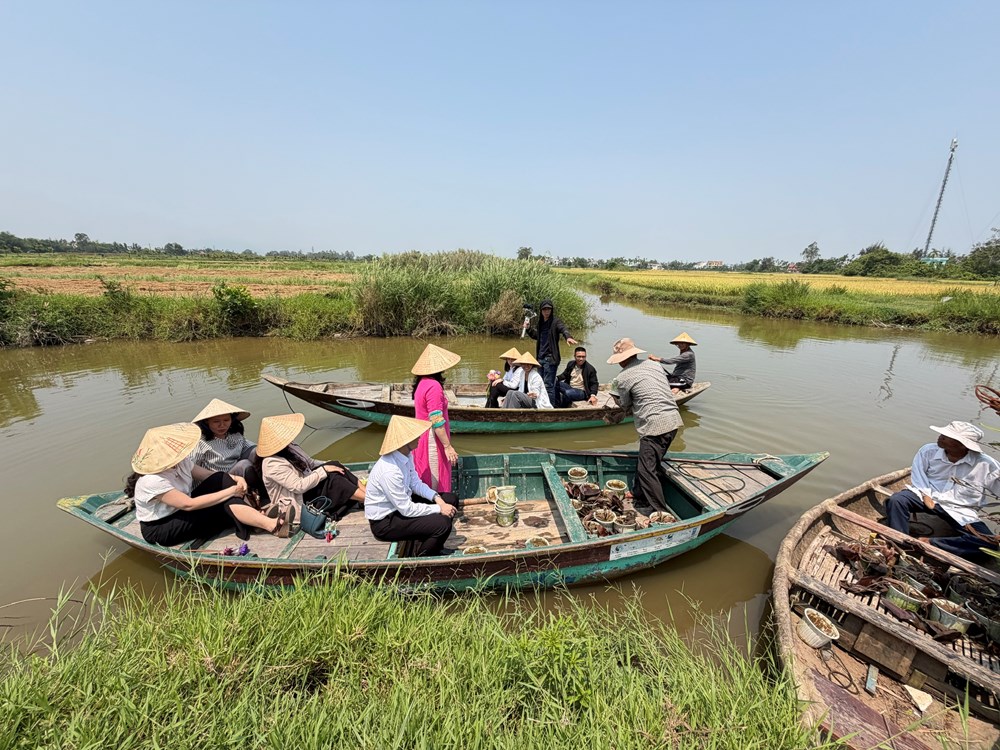 Cộng đồng làm chủ sinh kế xanh - ảnh 1