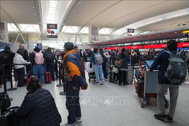 Visa định cư Mỹ thay đổi thế nào sau phán quyết mới của tòa án? - ảnh 1