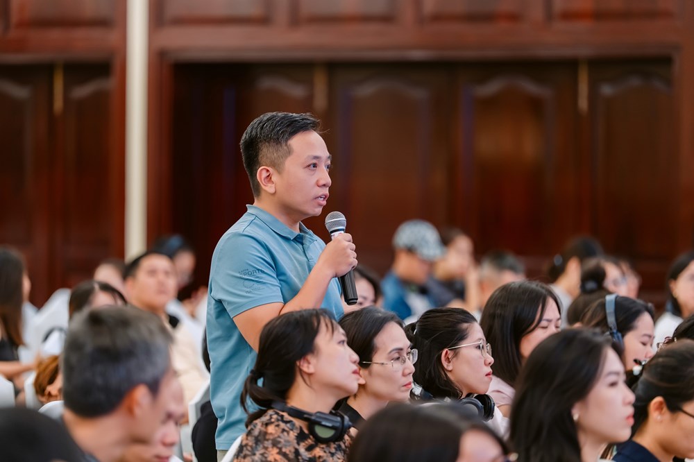 Từ quản lý màn hình đến dạy trẻ làm chủ công nghệ - ảnh 5