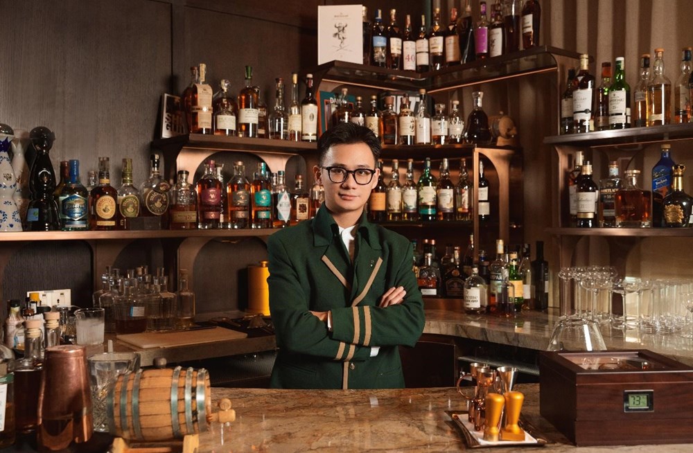 Khách sạn Capella Hanoi tỏa sáng với The Hudson Rooms và Track 61 trong Top 81 ‘Quán Bar xuất sắc nhất châu Á 2024’ - ảnh 3