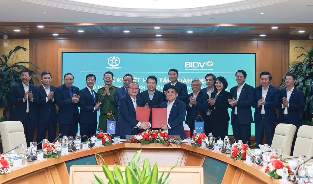 BIDV: Chung tay đưa dịch vụ công trực tuyến đến gần hơn với người dân, doanh nghiệp - ảnh 2