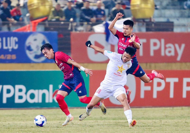 Nhận định trận đấu CAHN vs Hà Tĩnh, 19h15 ngày 9.5: Khi kẻ bứt tốc gặp hiện tượng bất bại - ảnh 1