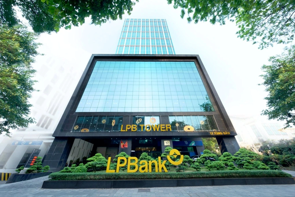 LPBank (LPB) chia cổ tức năm 2024 bằng tiền mặt, tỉ lệ 25% - ảnh 1