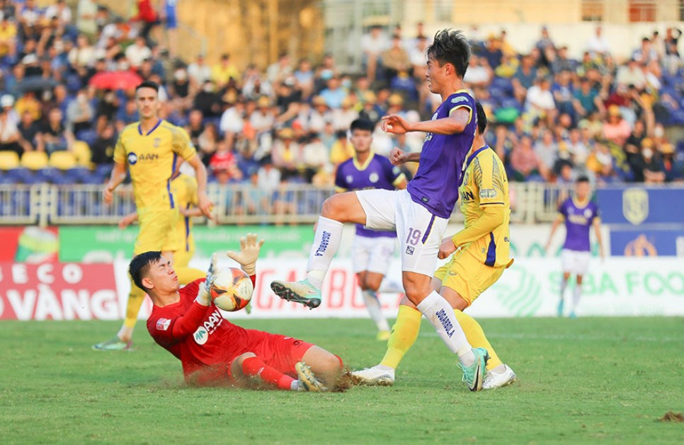 Nhận định trận đấu SLNA vs Hà Nội FC, 18h00 ngày 10.5: Cơn khát điểm giữa nắng gió Vinh - ảnh 2