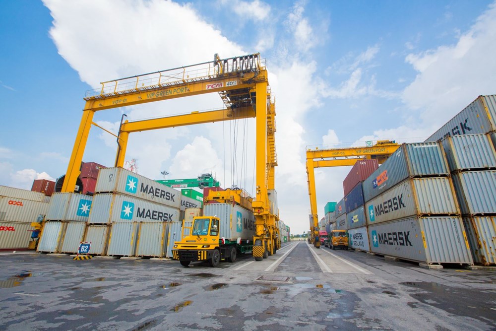 Viconship (VSC) mua thêm hơn 2,4 triệu cổ phiếu Vận tải và Xếp dỡ Hải An (HAH) - ảnh 1
