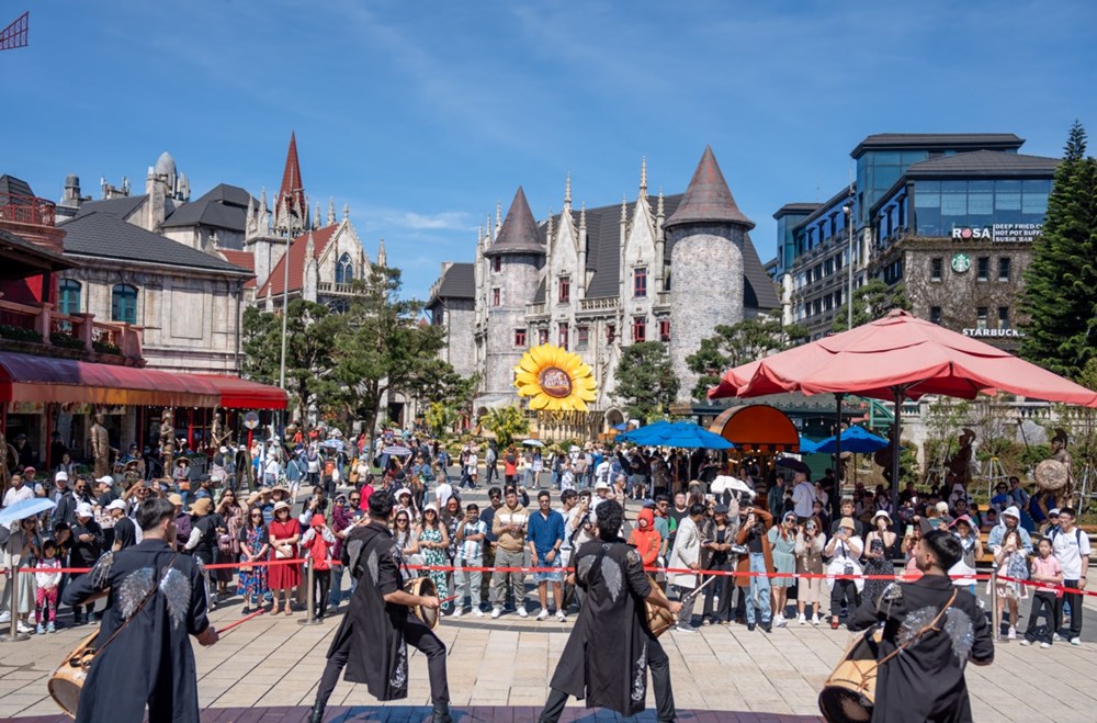 Lạc bước giữa thiên đường hoa hồng tại Sun World Ba Na Hills - ảnh 7