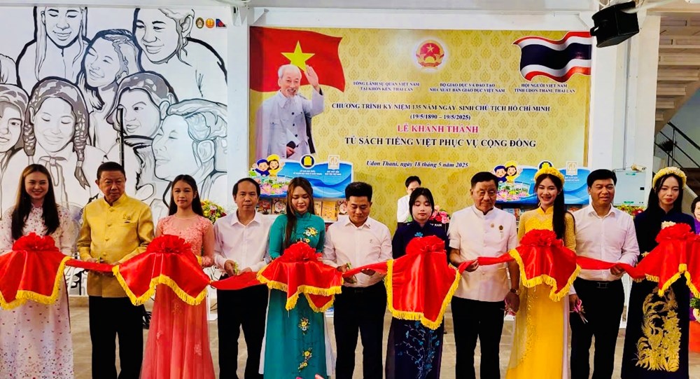 Cầu nối tri thức và tâm hồn Việt nơi xứ người - ảnh 1